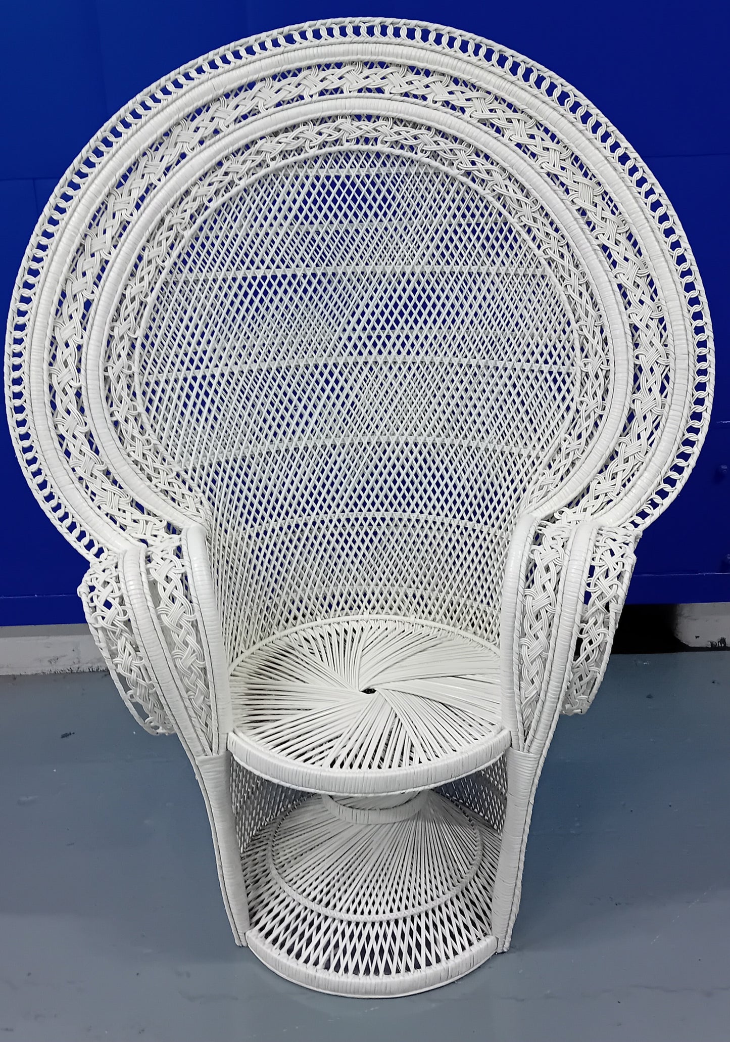 White Wicker Rattan Majestic Peacock Chair.