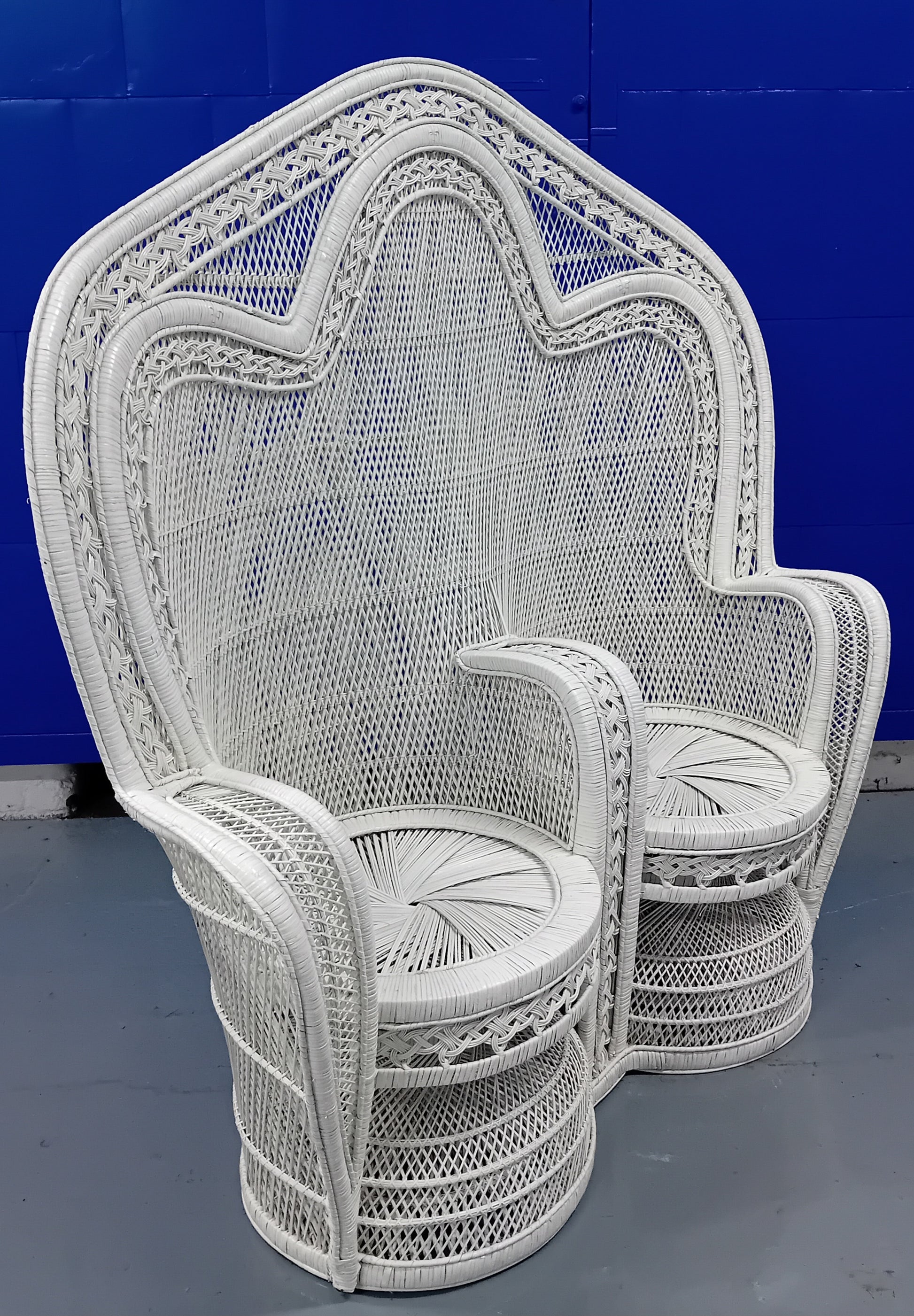 White Wicker Rattan Peacock Loveseat.