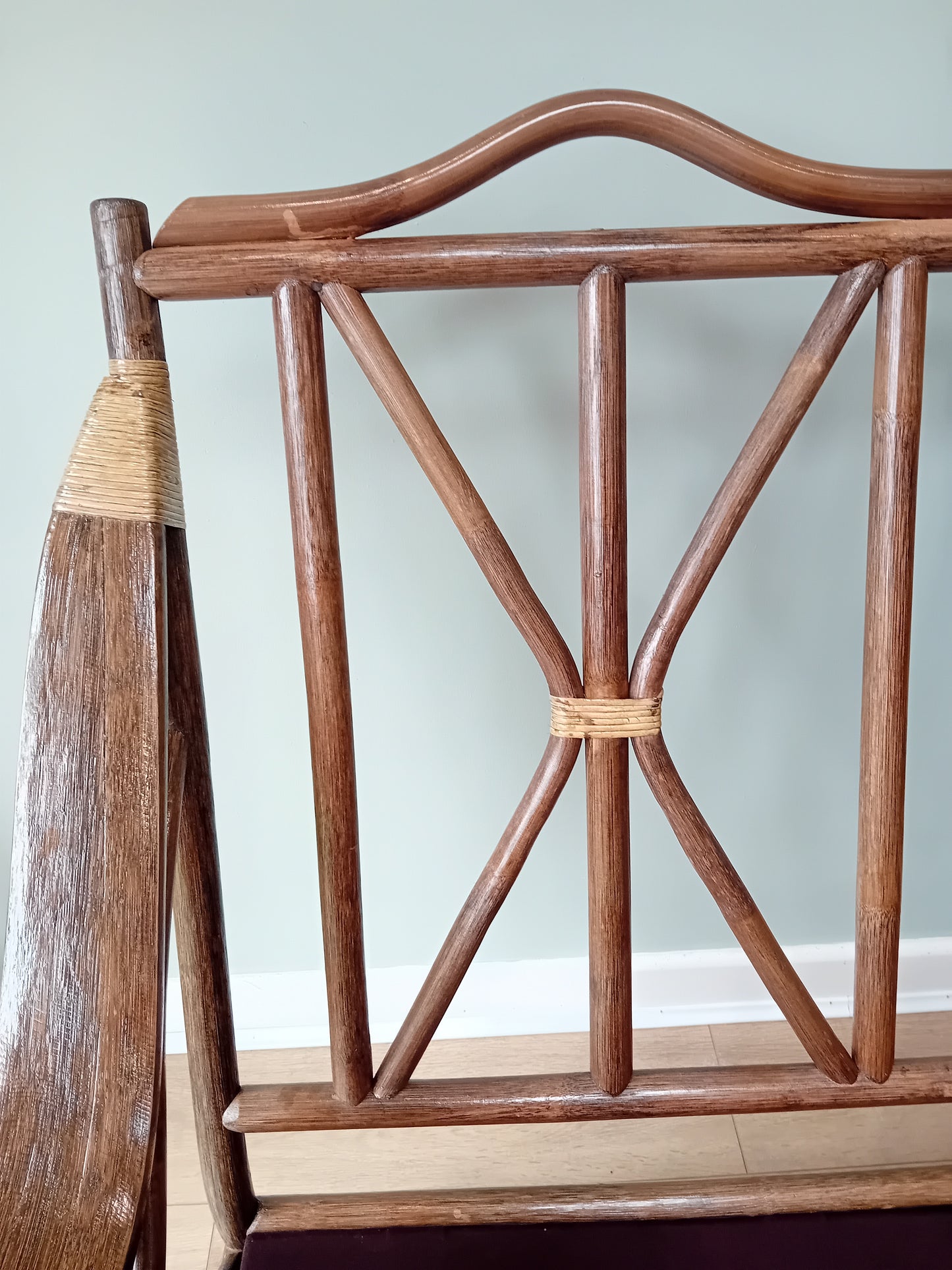 Brown Wash Cane and Wicker Rattan San Marino 5pce Conservatory Suite with Key West Linen Cushions.