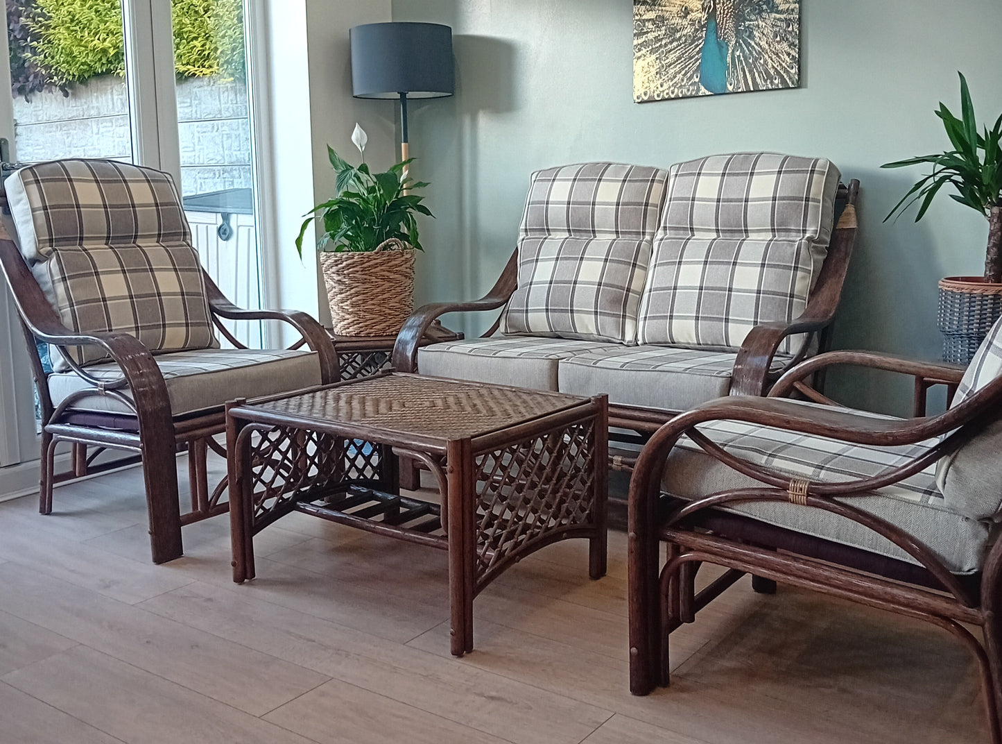 Brown Wash Cane and Wicker Rattan San Marino 5pce Conservatory Suite with 4 in 1 Check Plain Cushions.