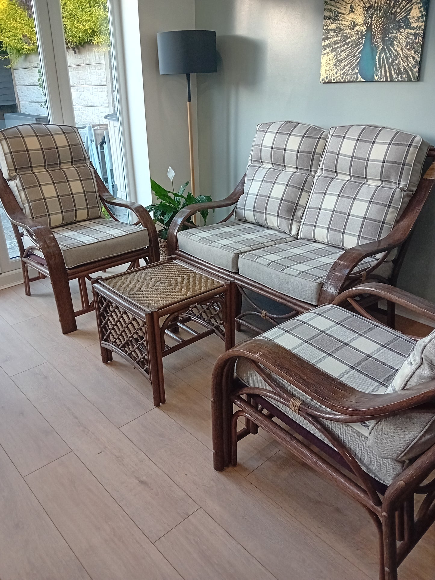 Brown Wash Cane and Wicker Rattan San Marino 4pce Conservatory Suite with 4 in 1 Check Plain Cushions.