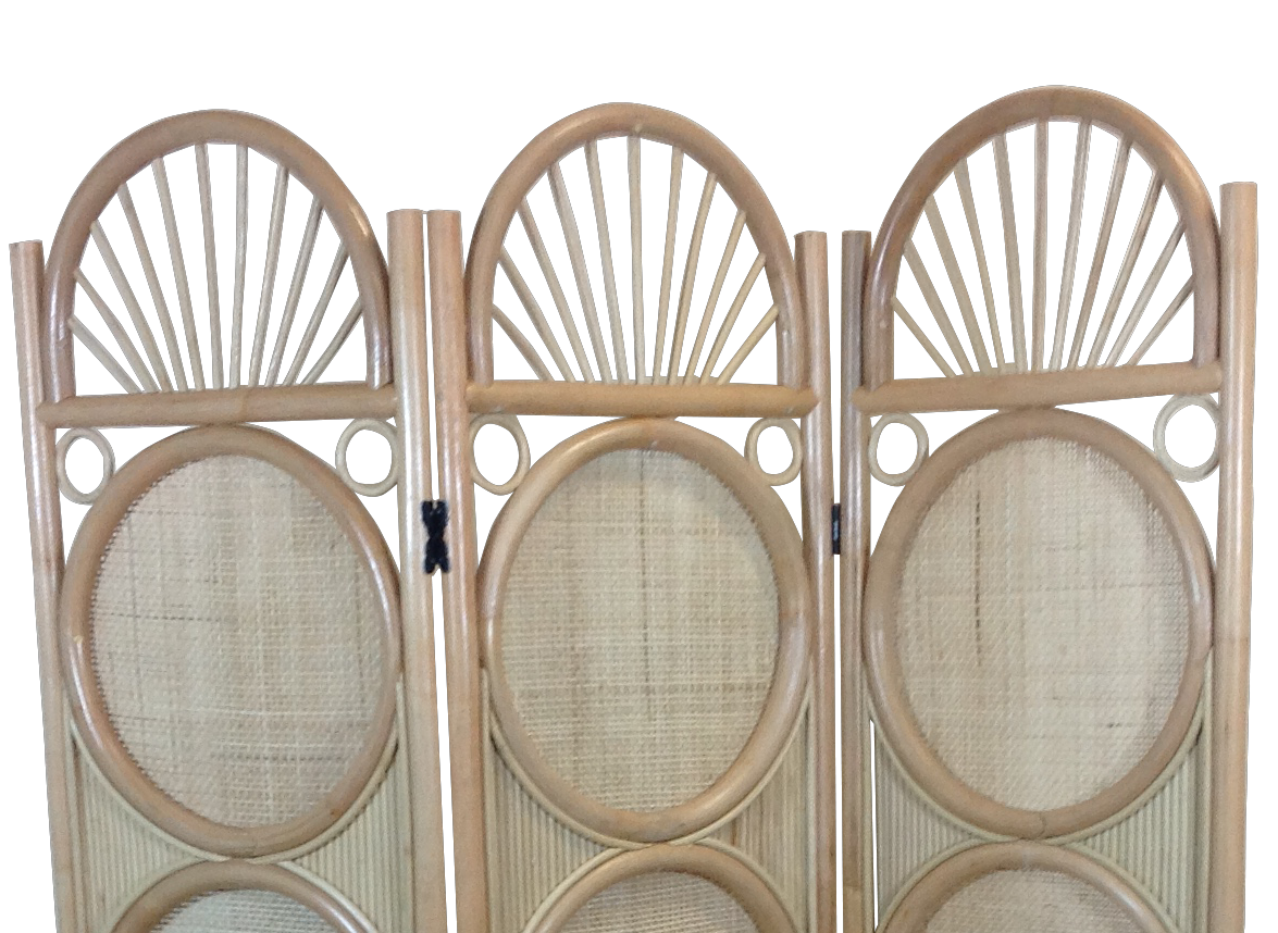 Natural wash Parai Cane + Wicker/Natural Rattan Screen/Room Divider. Ornate Retro Design.