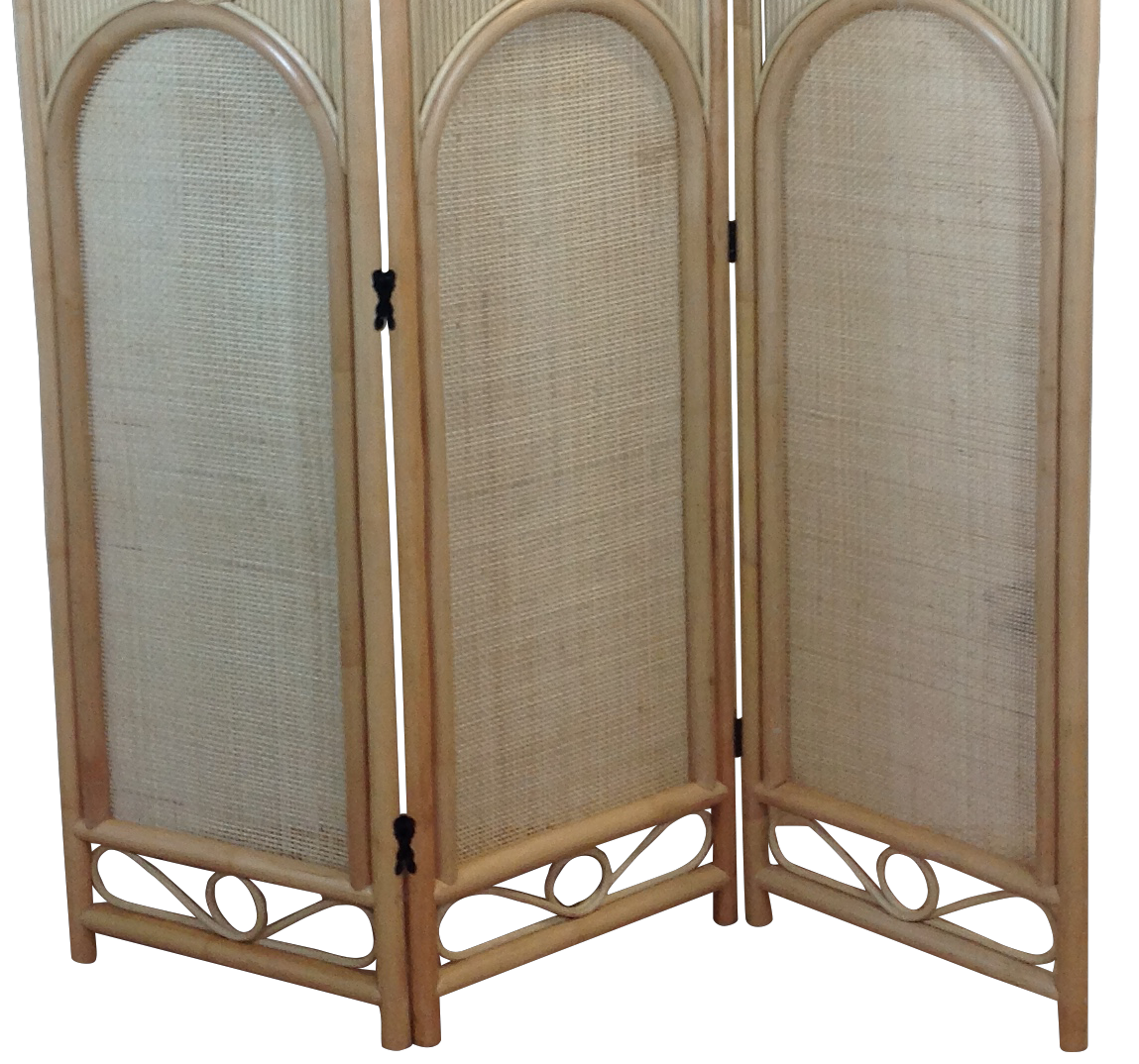 Natural wash Parai Cane + Wicker/Natural Rattan Screen/Room Divider. Ornate Retro Design.