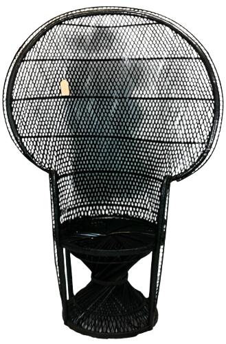 Wicker/Natural Rattan Black Twistbase Peacock chair 